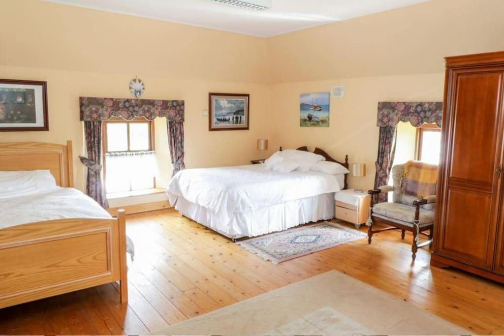 An Maide Ban, Cootehill Villa Exterior photo